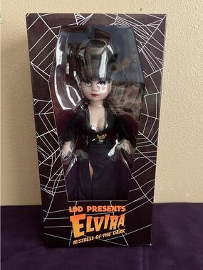 Elvira Living Dead Doll New in Box LDD Mistress of the Dark